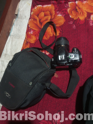 Nikon 5100d with kit lenc 18-55 mm
